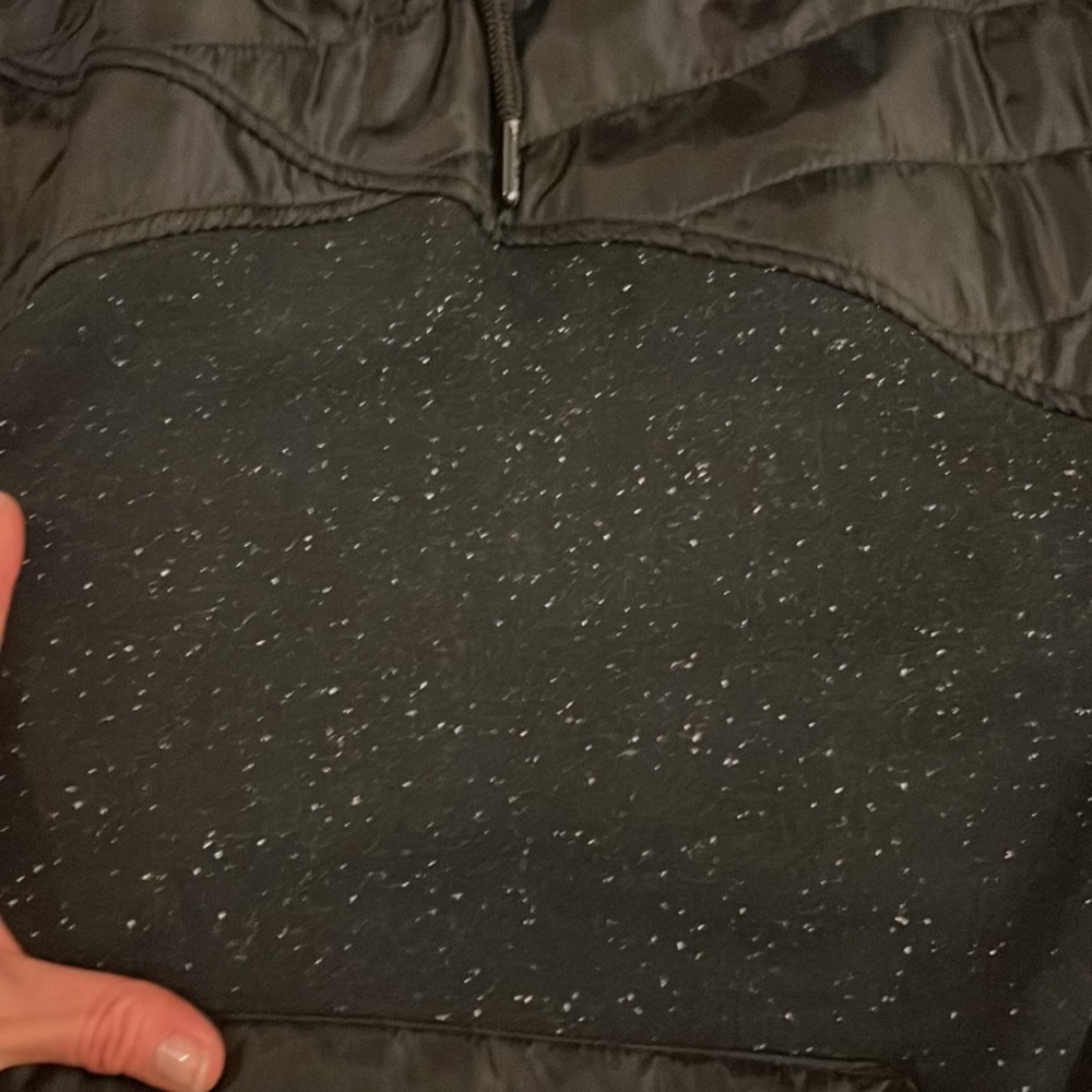 Sweaters size L 🥰👏🤗❤️ - Picture 2 of 9